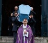 Sa famille, ses proches, ses anciens collègues... tous étaient réunis pour elle.
Obsèques de Marion Game en l'église Saint Roch à Paris, le 31 mars 2023. © Christophe Clovis/Bestimage