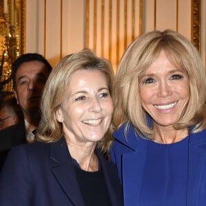 Claire Chazal et la Première Dame Brigitte Macron lors de la remise des insignes de Chevalier de l'ordre national de la Légion d'Honneur à O.Py au ministère de la Culture à Paris, France, le 6 février 2019. © Giancarlo Gorassini/Bestimage  Avignon Festival director awarded with the Chevalier de la Legion d'Honneur (Knight of the Legion of Honor) medal with French First Lady during a ceremony at the Culture Ministry in Paris, France on February 6, 2019. 