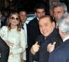 Victime de "problèmes cardiovasculaires", il aurait été transféré en soins intensifs le mercredi 5 avril 2023.
Silvio Berlusconi et sa jolie fiancée Francesca Pascale à Bari, le 12 avril 2013.