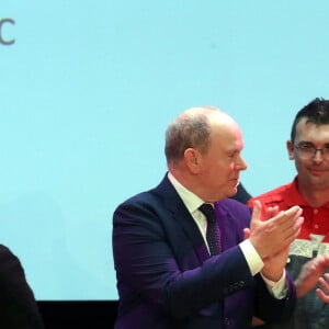 Exclusif - Le prince Albert II de Monaco et Camille Gottlieb lors de la remise des diplômes de la Croix Rouge monégasque à l'auditorium Rainier III à Monaco le 4 avril 2023. © Jean-François Ottonello / Nice Matin / Bestimage 