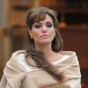 Angelina Jolie sur le tournage de The Tourist à Paris le 24 février 2010