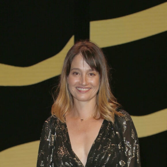 Marie Gillain (Meilleure interprétation féminine pour "A la folie") - Press Room du Festival de la Fiction de La Rochelle. Le 18 septembre 2021 © Christophe Aubert via Bestimage