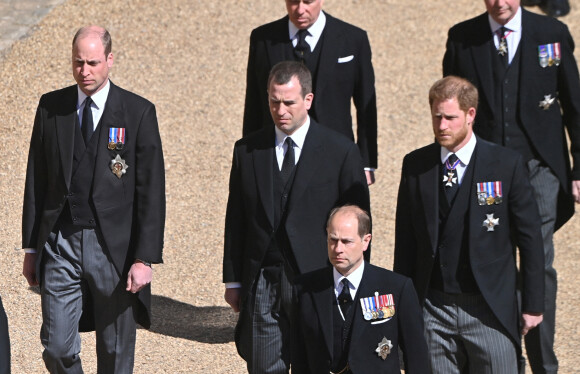 Le prince Edward, comte de Wessex, le prince William, duc de Cambridge, Peter Phillips, le prince Harry, duc de Sussex - Arrivées aux funérailles du prince Philip, duc d'Edimbourg à la chapelle Saint-Georges du château de Windsor, le 17 avril 2021. 