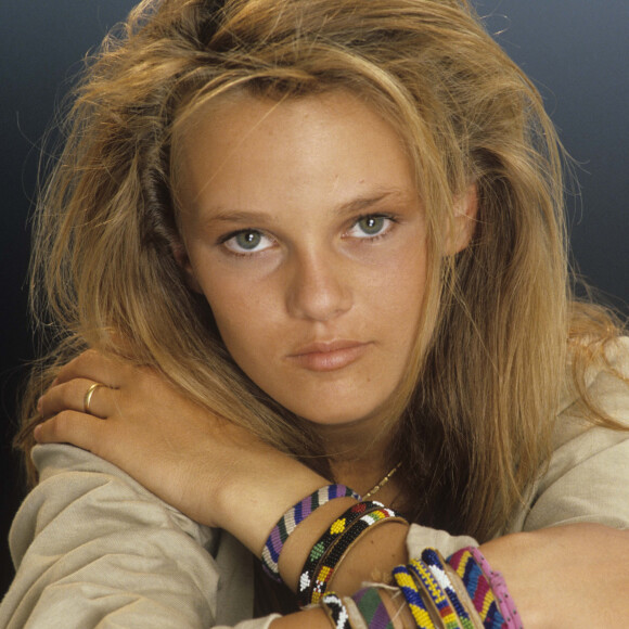 Vanessa Paradis en rendez-vous en juillet 1987 à Paris. © Michel Marizy via Bestimage