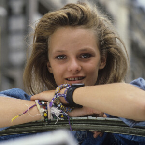 Vanessa Paradis en rendez-vous en juillet 1987 à Paris. © Alain Canu via Bestimage