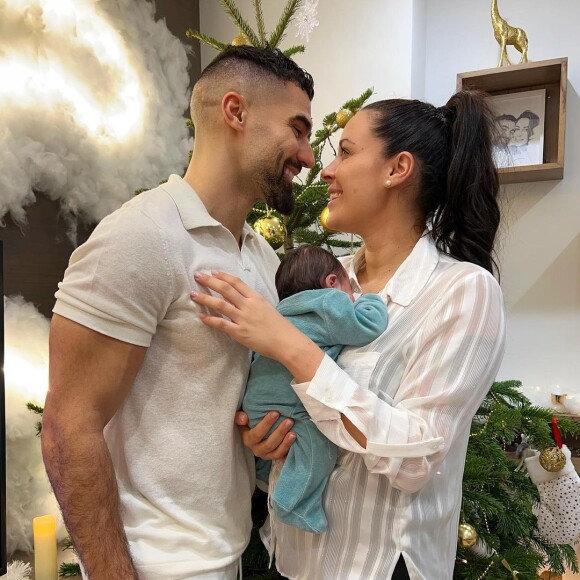 Depuis, elle avoue s'être quelque peu laissée aller.
Jonathan Matijas et Shanna Kress avec leur fils Loüka.