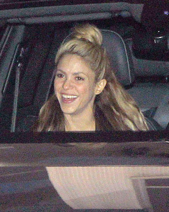 Shakira a fêté son 39ème anniversaire dans un bowling avec son mari Gerard Piqué à Barcelone en Espagne le 2 février 2016