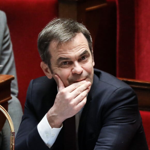 Olivier Véran, ministre délégué, chargé du Renouveau démocratique, porte-parole du Gouvernement - Séance de questions au gouvernement à l'Assemblée Nationale, Paris, le 27 février 2023 © Stéphane Lemouton / Bestimage