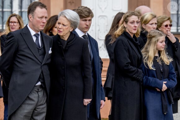 La princesse Benedikte de Danemark, Nathalie Sayn-Wittgenstein-Berleburg, Alexander Johannsmann, le prince Alexander Johannsmann, Alexandra Sayn-Wittgenstein-Berleburg et sa fille Ingrid, Carina Axelsson et le prince Gustav Sayn-Wittgenstein-Berleburg, Richard Sayn-Wittgenstein-Berleburg - Obsèques du prince Richard de Sayn-Wittgenstein-Berleburg à Bad Berleburg en Allemagne le 21 mars 2017. 