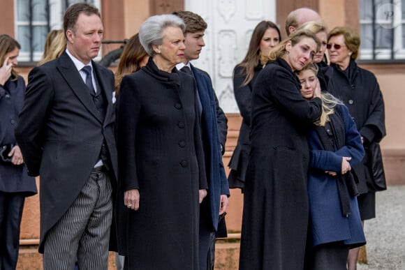 La princesse Benedikte de Danemark, Nathalie Sayn-Wittgenstein-Berleburg, Alexander Johannsmann, le prince Alexander Johannsmann, Alexandra Sayn-Wittgenstein-Berleburg et sa fille Ingrid, Carina Axelsson et le prince Gustav Sayn-Wittgenstein-Berleburg, Richard Sayn-Wittgenstein-Berleburg - Obsèques du prince Richard de Sayn-Wittgenstein-Berleburg à Bad Berleburg en Allemagne le 21 mars 2017. 