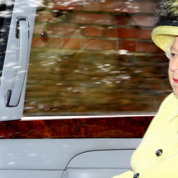 Kate Middleton lui a rendu hommage en publiant l'un des derniers clichés intimes de la Souveraine 
La reine Elisabeth II d'Angleterre - La famille royale britannique assiste à la messe dominicale en l'église Sainte-Marie-Madeleine, à Sandringham, le 29 décembre 2019. © Imago / Panoramic / Bestimage 