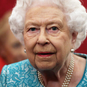 La reine Elisabeth II d'Angleterre à la réception donnée pour le 60ème anniversaire de l'association caritative "Cruse Bereavement Care" au Palais Saint James à Londres, le 21 octobre 2019. 