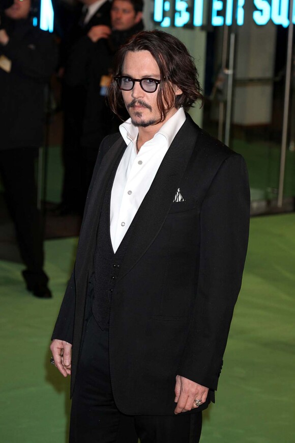 Johnny Depp à l'avant-première d'Alice au pays des merveilles, à Londres, le 25 février 2010 !