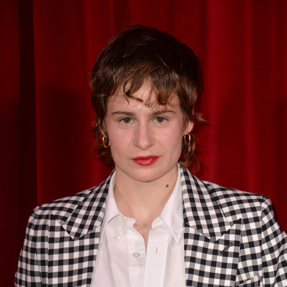 Héloïse Letissier (Christine and the Queens) - People au défilé AMI d'Alexandre Mattiussi lors de la fashion week Homme collection Automne/Hiver 2020-2021 à Paris, le 14 janvier 2020. © Veeren Ramasamy-Christophe Clovis / Bestimage 