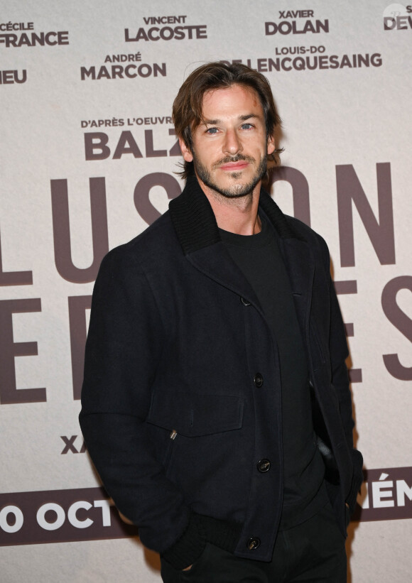 Gaspard Ulliel lors du photocall de l'avant première du film "Illusions perdues" au cinéma UGC Normandie à Paris le 4 octobre 2021. © Coadic Guirec / Bestimage