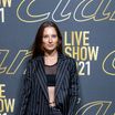 Ilona Smet en surfeuse, les internautes subjugués par sa plastique de rêve