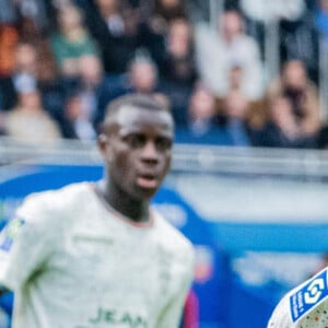 Lionel Messi (Paris SG) Léo Pétrot (FC Lorient) - Match de Ligue 1 Uber Eats Paris SG - FC Lorient (1-3) au Parc des Princes à Paris, France le 30 Avril 2023. © Baptiste Autissier / Panoramic / Bestimage