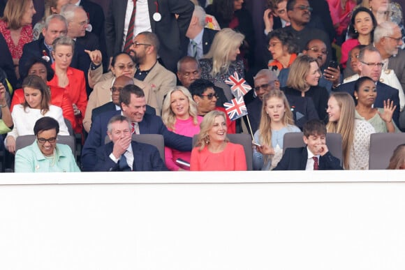 Peter Phillips, Lindsay Wallace, Sophie, duchesse d'Edimbourg et James Mountbatten-Windsor, Comte de Wessex au concert du couronnement du roi et de la reine dans l'enceinte du château de Windsor, Royaume Uni, le 7 mai 2023. 