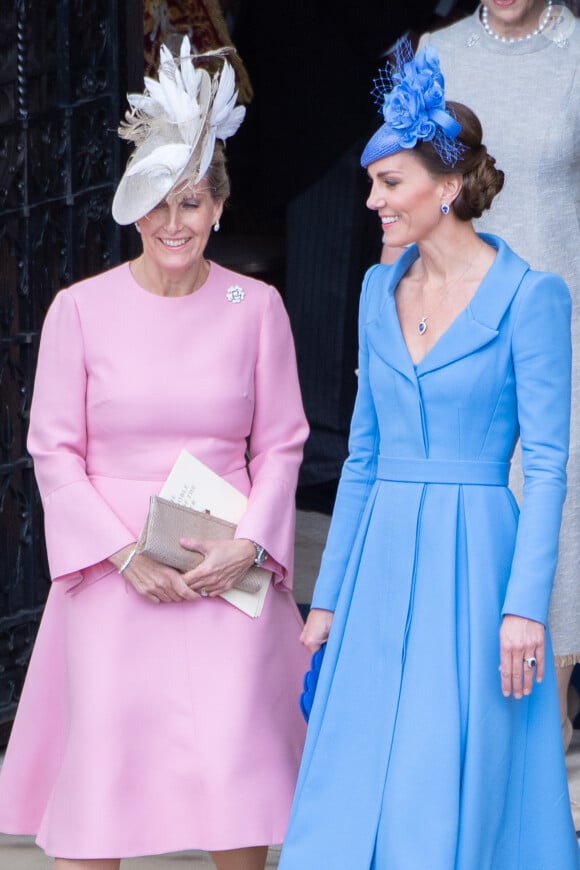 Catherine (Kate) Middleton, duchesse de Cambridge, Sophie Rhys-Jones, comtesse de Wessex, lors de la cérémonie de l'ordre de la Jarretière à la chapelle Saint-Georges du château de Windsor.