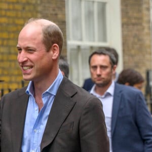 Le prince William de Galles et Kate Catherine Middleton, princesse de Galles, se sont rendus au pub Dog and Duck, à l'occasion de leur visite dans le quartier SoHo de Londres. Le 4 mai 2023