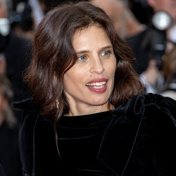 Maiwenn était particulièrement attendue pour l'ouverture du Festival de Cannes. 
Maïwenn Le Besco - Montée des marches du film " Jeanne du Barry " pour la cérémonie d'ouverture du 76ème Festival International du Film de Cannes, au Palais des Festivals à Cannes. © Jacovides-Moreau / Bestimage 