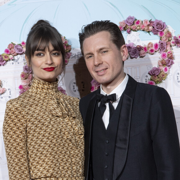 Clara Luciani et son compagnon Alex Kapranos - Photocall du 40ème Gala de Charité AROP (Association pour le Rayonnement de l'Opéra de Paris) à l'Opera Garnier à Paris. © Pierre Perusseau/Bestimage