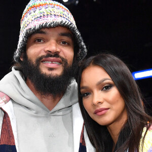 Joakim Noah envoie un beau message à son beau-fils

Joakim Noah et sa femme Lais Ribeiro - People au match de Basketball Paris NBA entre les Pistons de Detroit et les Bulls de Chicago à l'Accor Arena Bercy. © Veeren/Bestimage