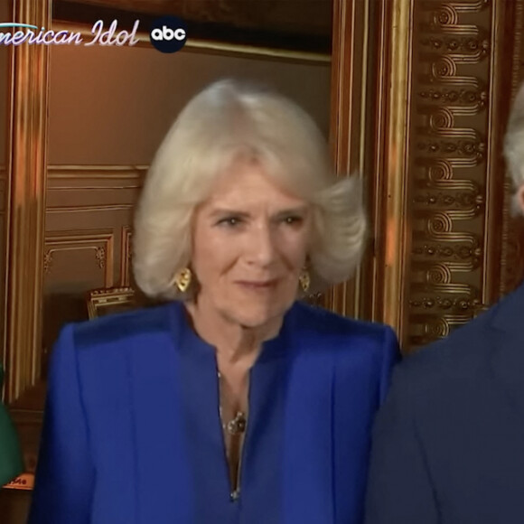 Le roi Charles III d'Angleterre et Camilla Parker Bowles, reine consort d'Angleterre, font une apparition aux côtés de Lionel Richie et Katy Perry, dans l'émission "America's Got Talent" à Los Angeles. © JLPPA/ABC/Bestimage