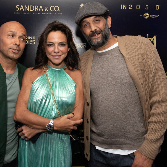 Exclusif - Sandra Sisley entre Eric et Ramzy (Éric Judor et Ramzy Bedia) - Soirée des 10ans de la suite Sandra & Co lors du 76ème Festival International du Film de Cannes, France, le 19 mai 2023. © Aurelio Stella/Bestimage