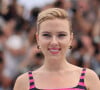 Scarlett Johansson laisse apparaître son superbe tatouage
 
Scarlett Johansson - Photocall de "Asteroid City" lors du 76ème Festival International du Film de Cannes. © Jacovides-Moreau/Bestimage