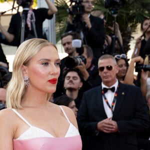 Scarlett Johansson - Montée des marches du film " Asteroid City " lors du 76ème Festival International du Film de Cannes, au Palais des Festivals à Cannes. Le 23 mai 2023 © Jacovides-Moreau / Bestimage 