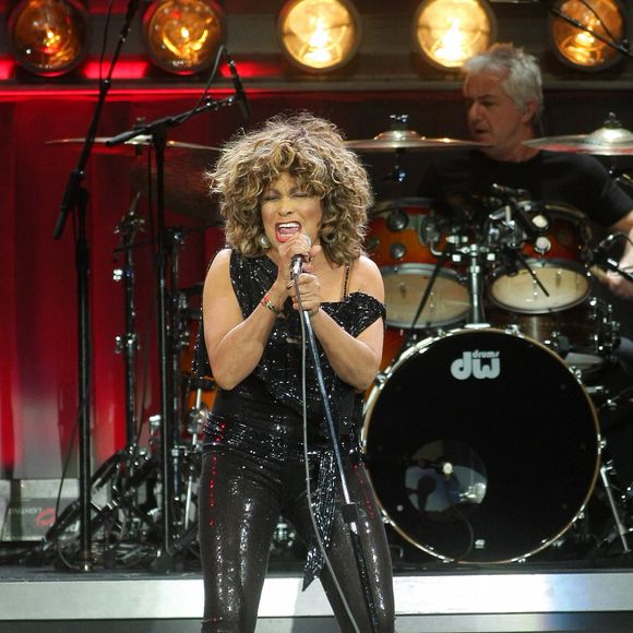 Et avec sa fuite, des dizaines de concerts avaient du être annulés et remboursés. 
Archives - Tina Turner en concert à Paris en 2009. 