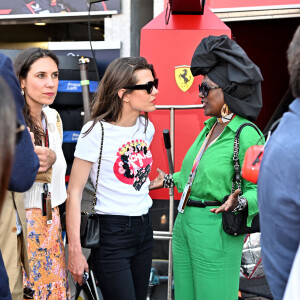 Tatiana Santo Domingo Casiraghi, Charlotte Casiraghi et Khadja Nin - La famille princière de Monaco assiste aux séances d'essais qualificatives du 80ème Grand Prix de Monaco de Formule 1 à Monaco le 27 mai 2023. © Bruno Bebert/Bestimage 