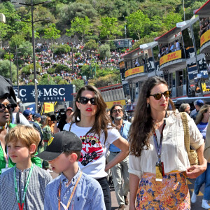 Khadja Nin, Sacha Casiraghi, Charlotte Casiraghi, son fils Raphael Elmaleh et Tatiana Santo Domingo Casiraghi - La famille princière de Monaco assiste aux séances d'essais qualificatives du 80ème Grand Prix de Monaco de Formule 1 à Monaco le 27 mai 2023. © Bruno Bebert/Bestimage 