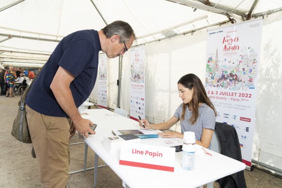 Exclusif - Line Papin - Festival des Livres et des Artistes organisé par l'association "Lecture pour Tous" engagée dans la lutte contre l'illettrisme au Mail Branly à Paris le 2 juillet 2022. © Pierre Perusseau / Jack Tribeca / Bestimage