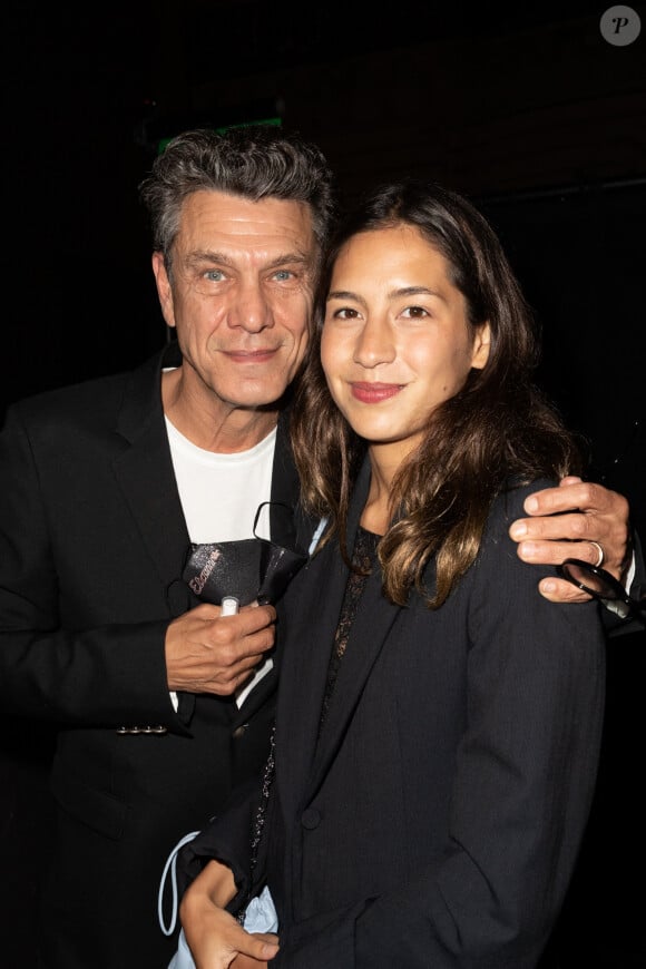 Exclusif - Première sortie officielle de Marc Lavoine et sa femme Line Papin depuis leur mariage lors du défilé Etam Live Show 2020 à Paris le 30 septembre 2020. © Pool Agence Bestimage