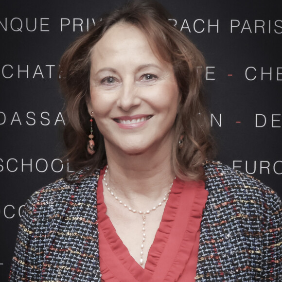 Et elle a notamment eu le droit aux plaisanteries de l'humoriste Gaspard Proust , qui n'a pas hésité à la taquiner dans sa chronique. 
Exclusif - Ségolène Royal - Déjeuner du Chinese Club à l'Hotel Westin Vendôme à Paris le 17 avril 2023 © Jack Tribeca / Bestimage 