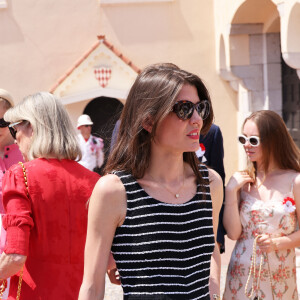 En revanche son mari Dimitri Rassam était resté chez lui pour garder leur petit Balthazar. 
Charlotte Casiraghi - "Le rocher en fête" la principauté de Monaco fête le centenaire du prince Rainier III à Monaco, le 31 mai 2023. © Jean-Charles Vinaj/Pool Monaco/Bestimage 