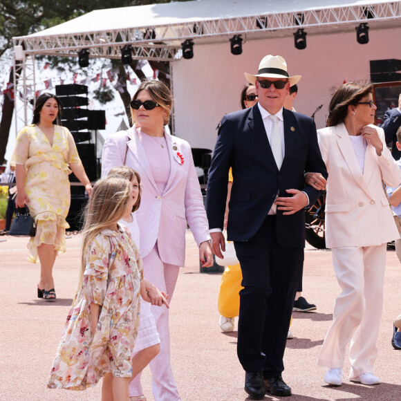 La princesse Gabriella de Monaco, comtesse de Carladès, Camille Gottlieb, Le prince Albert II de Monaco, La princesse Stéphanie de Monaco, Le prince Jacques de Monaco, marquis des Baux, et Pauline Ducruet - "Le rocher en fête" la principauté de Monaco fête le centenaire du prince Rainier III à Monaco, le 31 mai 2023. © Jean-Charles Vinaj/Pool Monaco/Bestimage 
