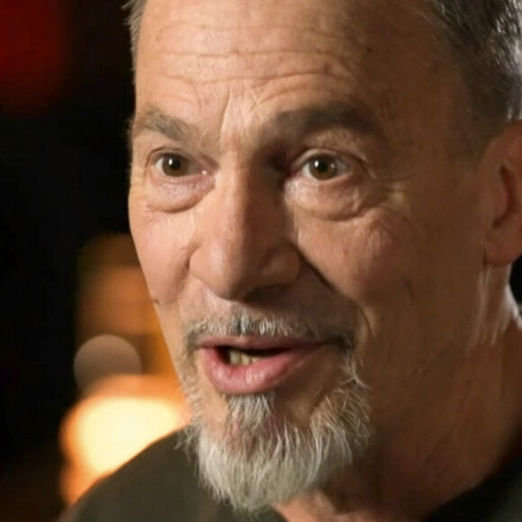 Captures d'écran du reportage "Florent Pagny, mon combat" diffusé sur TF1 lors de l'émission Sept à huit le dimanche 5 mars 2023.