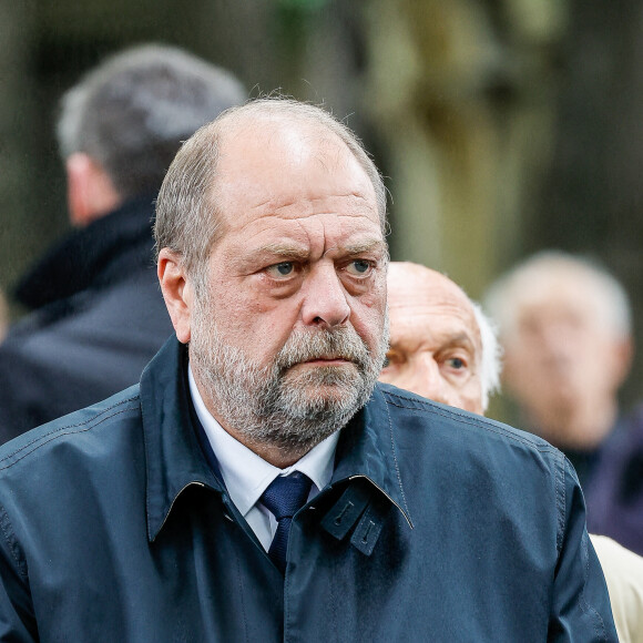 Eric Dupond-Moretti, ministre de la Justice - Obsèques de l'avocat pénaliste, ancien ministre, grand officier de la Légion d'honneur, Georges Kiejman au cimetière du Montparnasse dans le 14ème arrondissement de Paris, France, le 12 mai 2023. © Cyril Moreau/Bestimage 