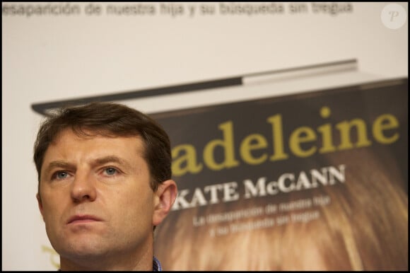 Kate and Gerry McCann présentent leur livre sur leur fille.