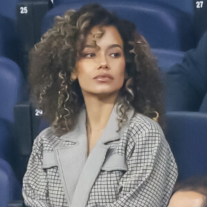 Ils sont pour rappel en couple depuis l'été dernier.
Théma - Les femmes et compagnes des joueurs de l'équipe de France - Jordan Ozuna, la compagne de Karim Benzema assiste au match de football du Groupe F de la Ligue des Champions entre le Real de Madrid et le Celtic Glasgow (5-1) à Madrid le 2 novembre 2022. 