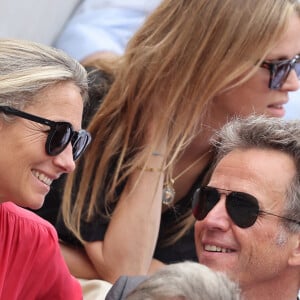 Anne-Sophie Lapix et son mari Arthur Sadoun - Célébrités en tribunes des Internationaux de France de tennis de Roland Garros 2023 à Paris le 11 juin 2023. © Jacovides-Moreau/Bestimage