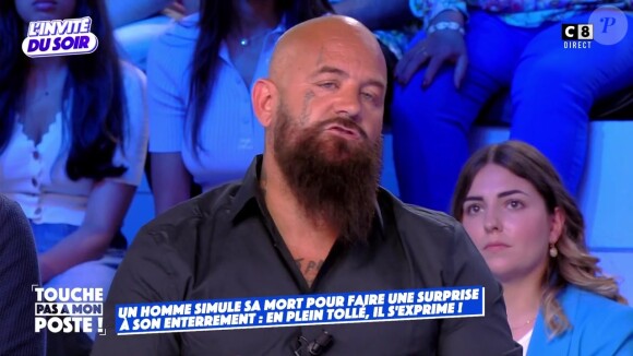 Ragnar le fou invité sur le plateau de Touche pas à mon poste