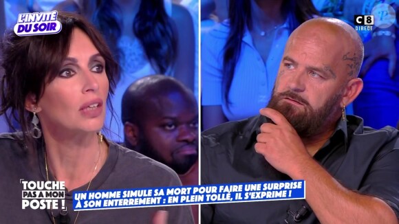 Ragnar le fou invité sur le plateau de Touche pas à mon poste