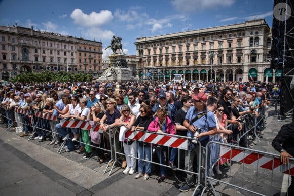 Illustration foule - Obsèques de Silvio Berlusconi au Duomo à Milan. Le 14 juin 2023 © ANSA / Zuma Press / Bestimage 