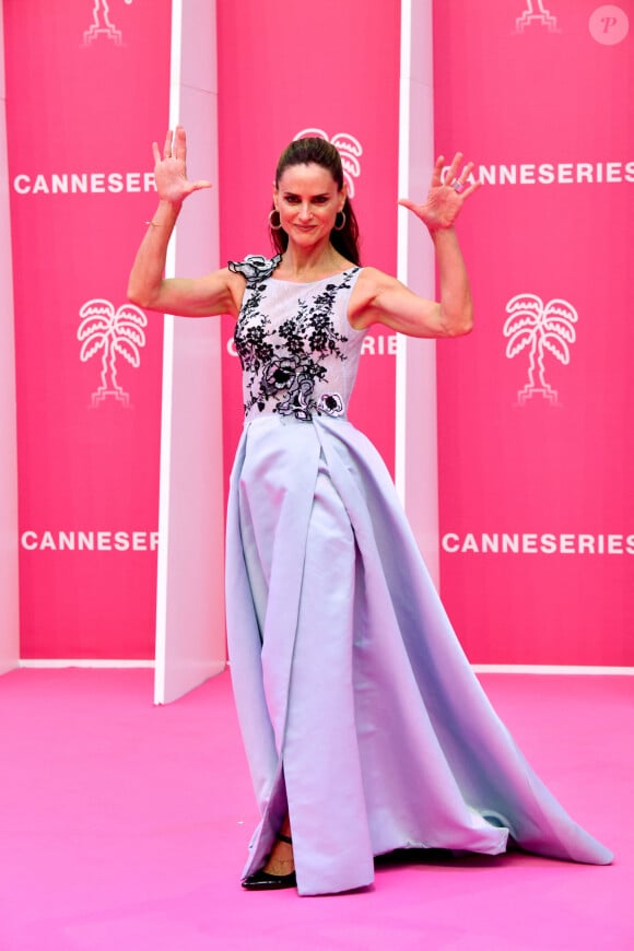 Ni l'allusion coquine qu'elle a glissé en légende...
Carole Dechantre - Soirée d'ouverture du 4 ème Canneseries au Palais des Festivals à Cannes, le 8 octobre 2021. © Bruno Bebert / Bestimage