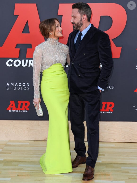 A l'occasion de la fête des pères ce 18 juin, la chanteuse a tenu à lui adresser un tendre message sur les réseaux sociaux 
Jennifer Lopez et son mari Ben Affleck