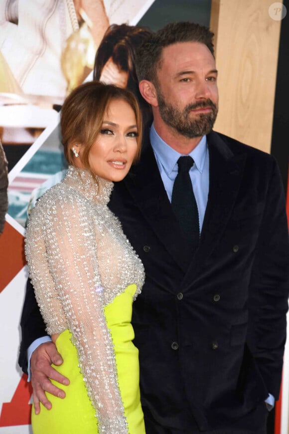 Depuis leur union en 2022, ils sont à la tête d'une grande famille recomposée
Jennifer Lopez et son mari Ben Affleck à la première du film "AIR" à Los Angeles, le 27 mars 2023. 